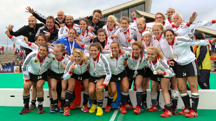 基耶利尼：相信伊尔迪兹会留队很多年；DV9受伤不会影响引援